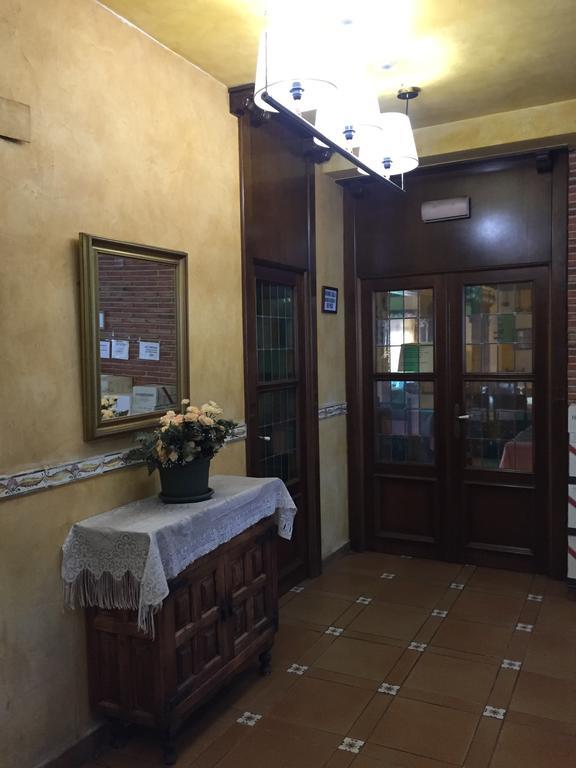Hostal Pancorbo Exterior foto